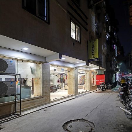 Hotel Tashkent Palace - New Delhi Railway Station - Paharganj Bagian luar foto